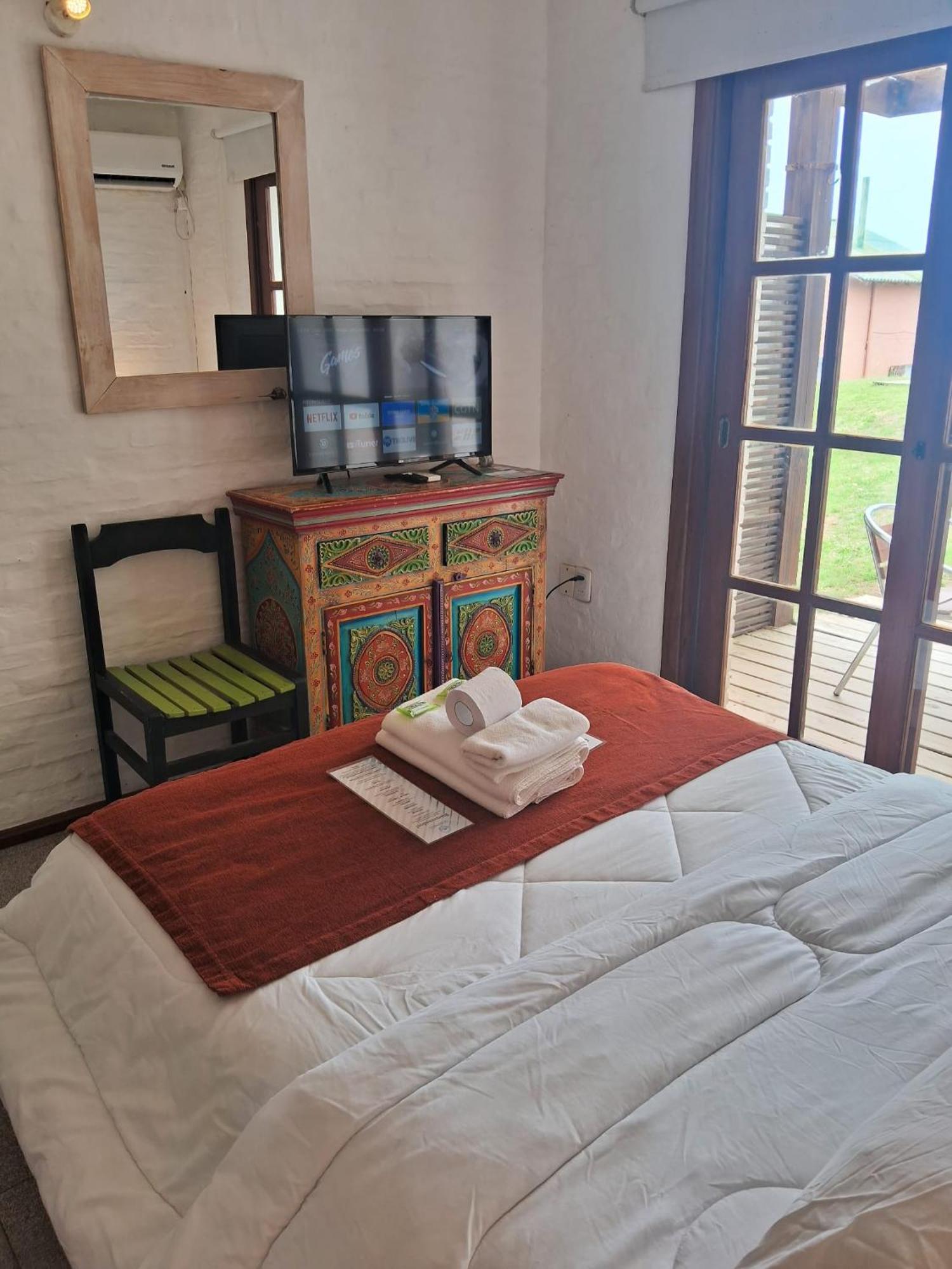 Hotel Complejo Oceanico Punta Del Diablo Exterior foto